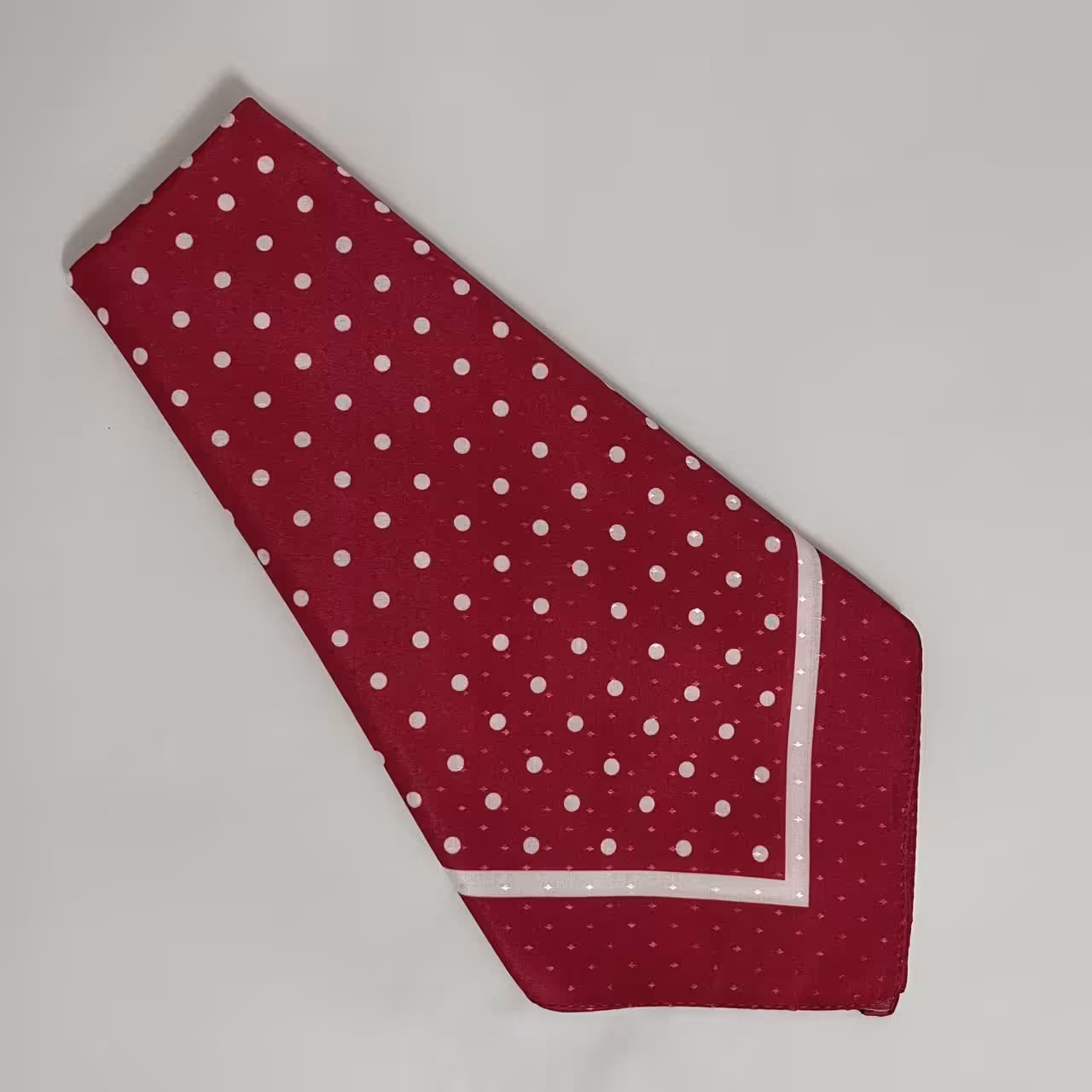 مینی اسکارف نخی رنگ سال (سرخابی)قواره 70 توپی