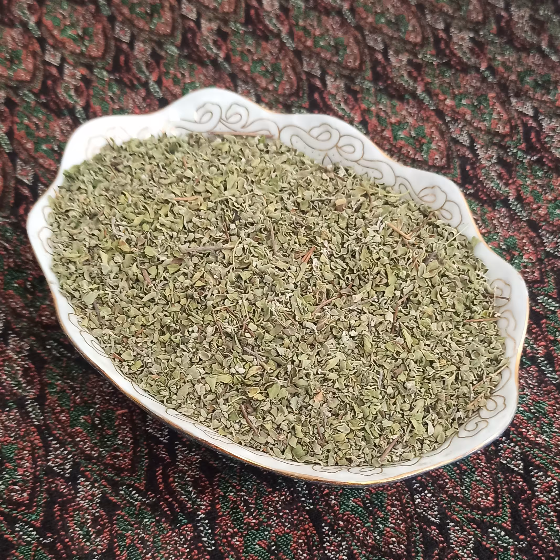 مرزنجوش یزدی اعلا و ارگانیک، در بسته بندی های 100 گرمی