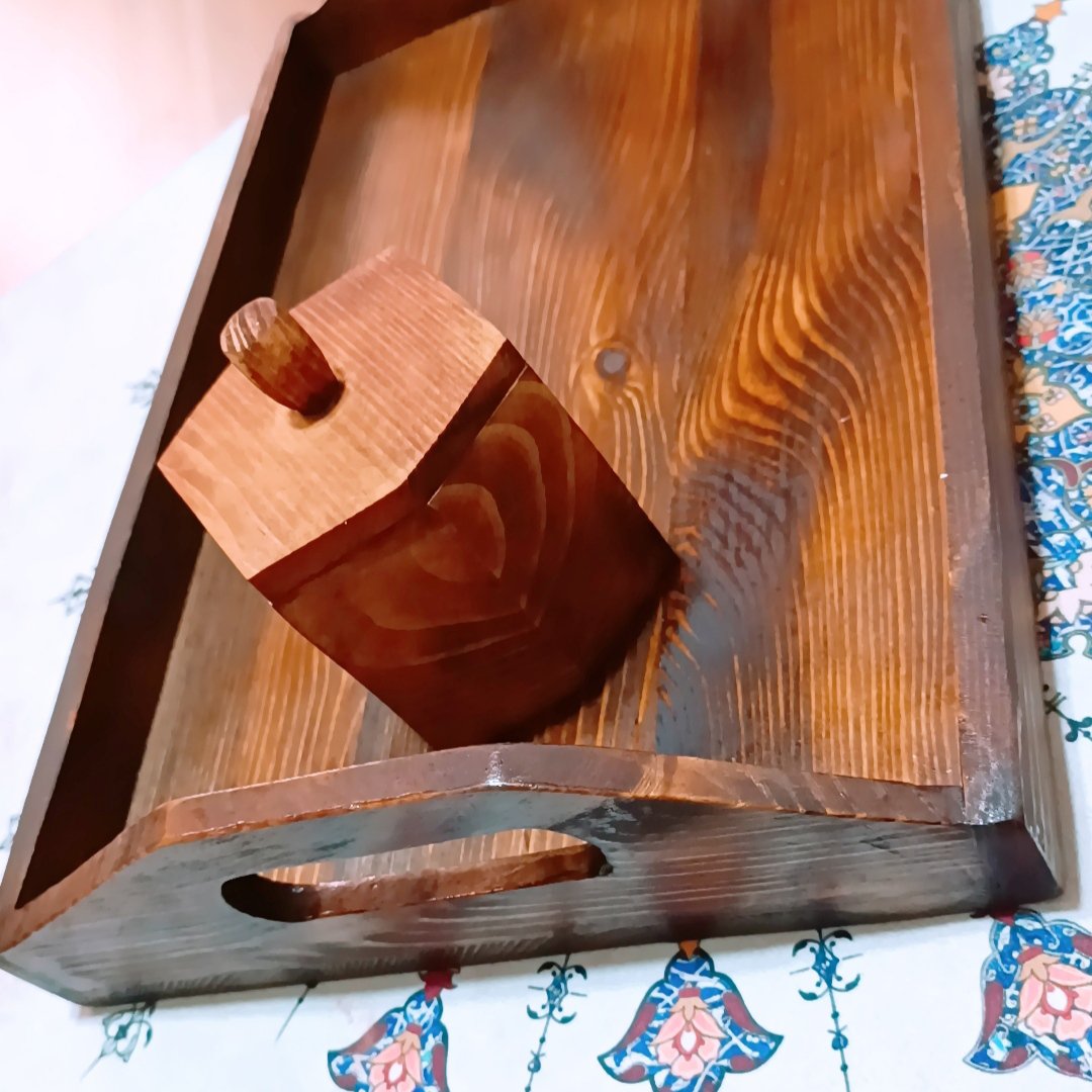 سینی و قندان چوبی