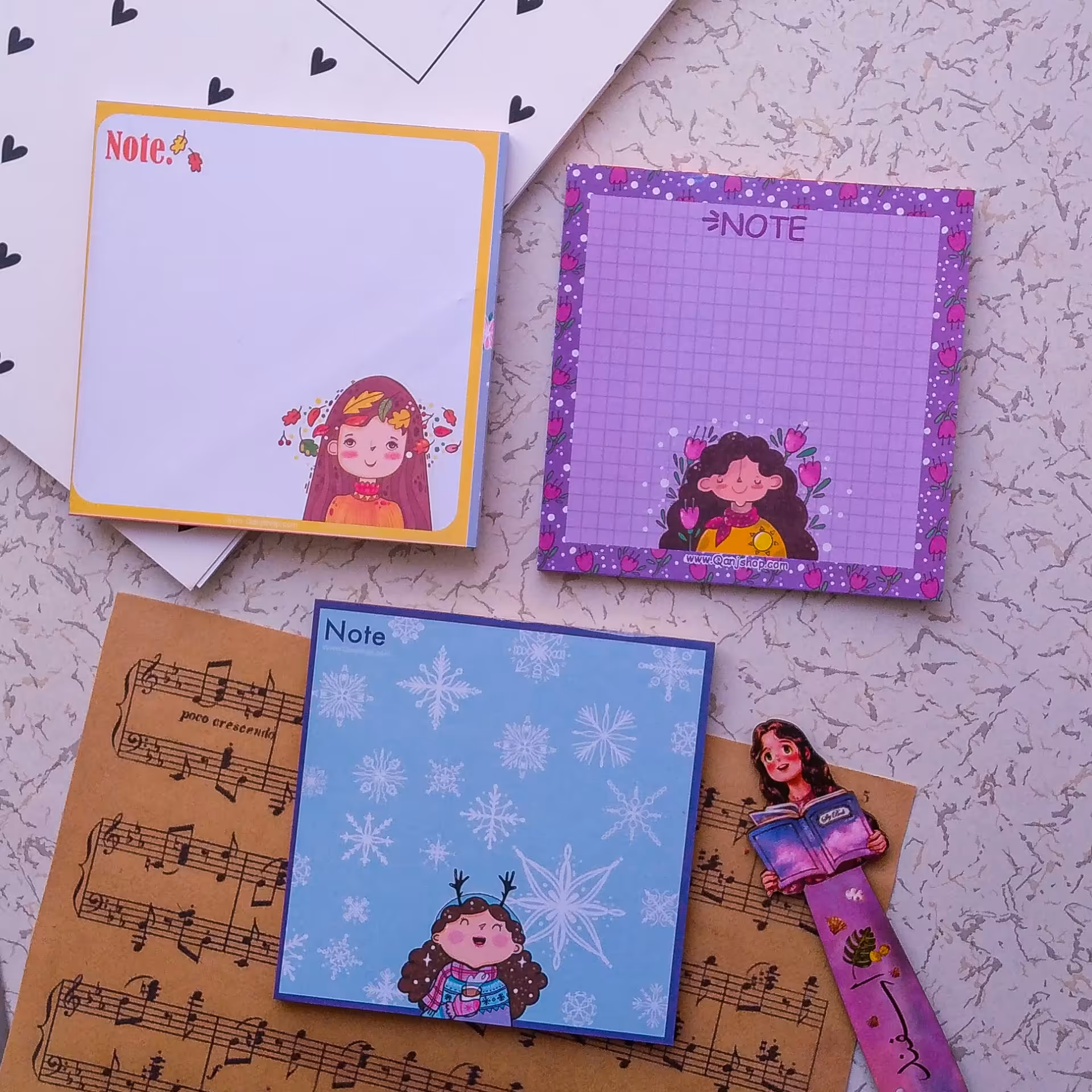 برگه یادداشت طرح فصل ها هربسته 50 برگ میباشد ابعاد 10سانت