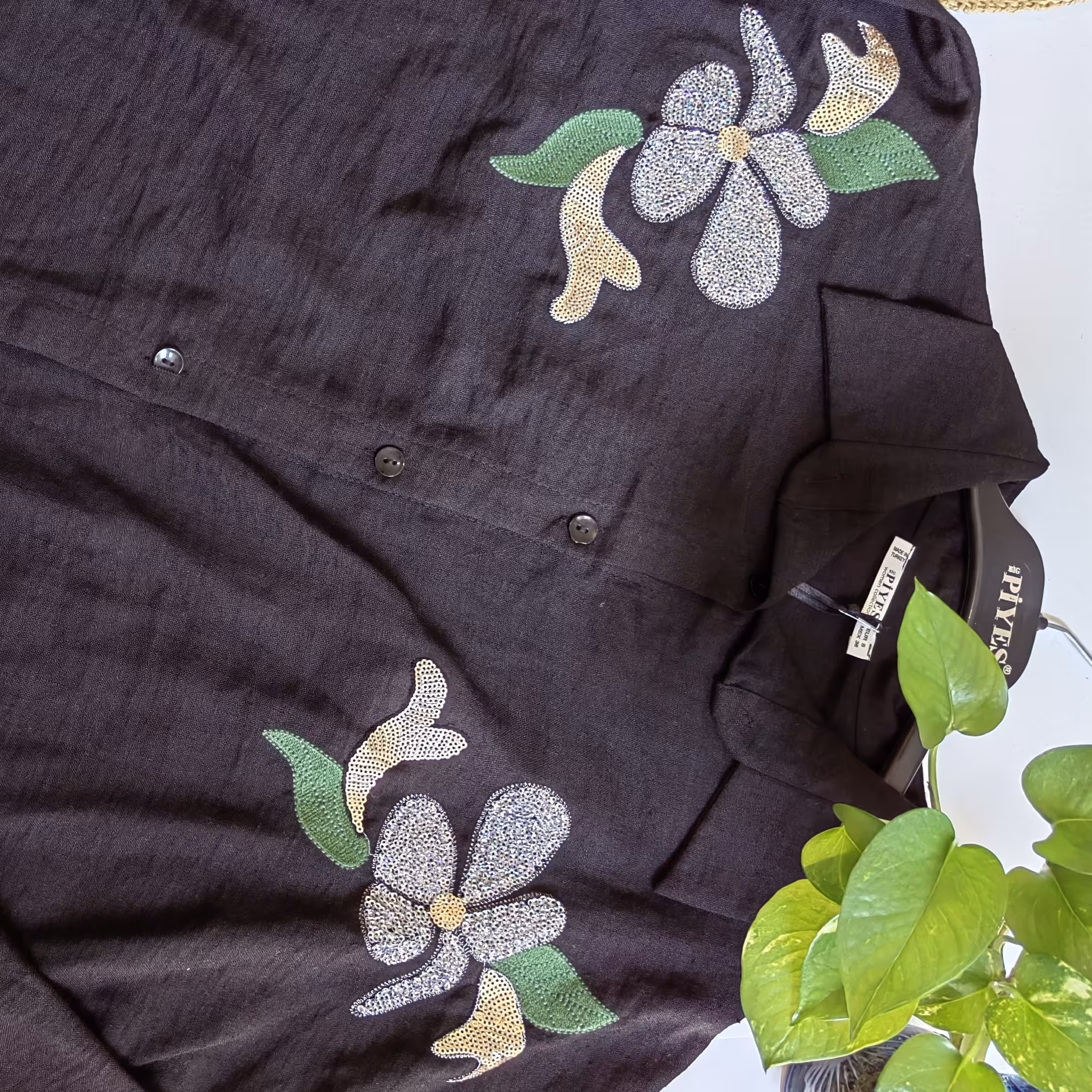 شومیز مشکی پولک دوزی