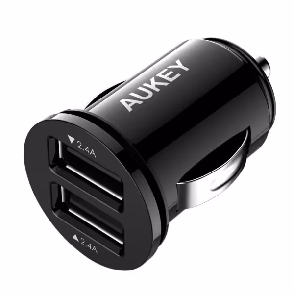 شارژر فندکی آکی مدل سی سی اس 5