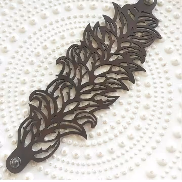 دست بند چرم طبیعی کد 53