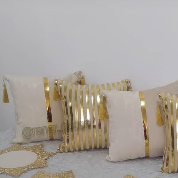 کوسن چرمدوزی 