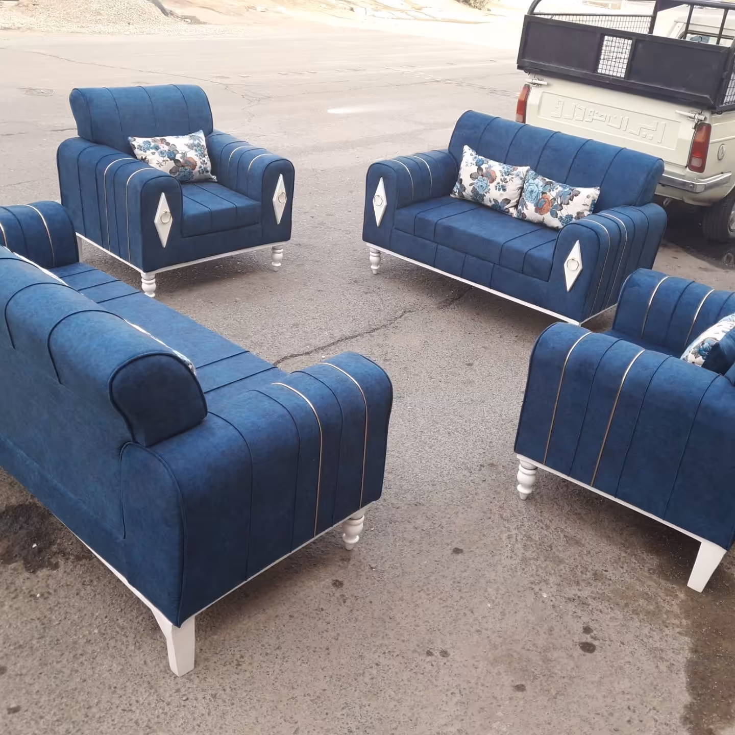 مبل راحتی اسکارلت نیوشا با قیمتی مناسب