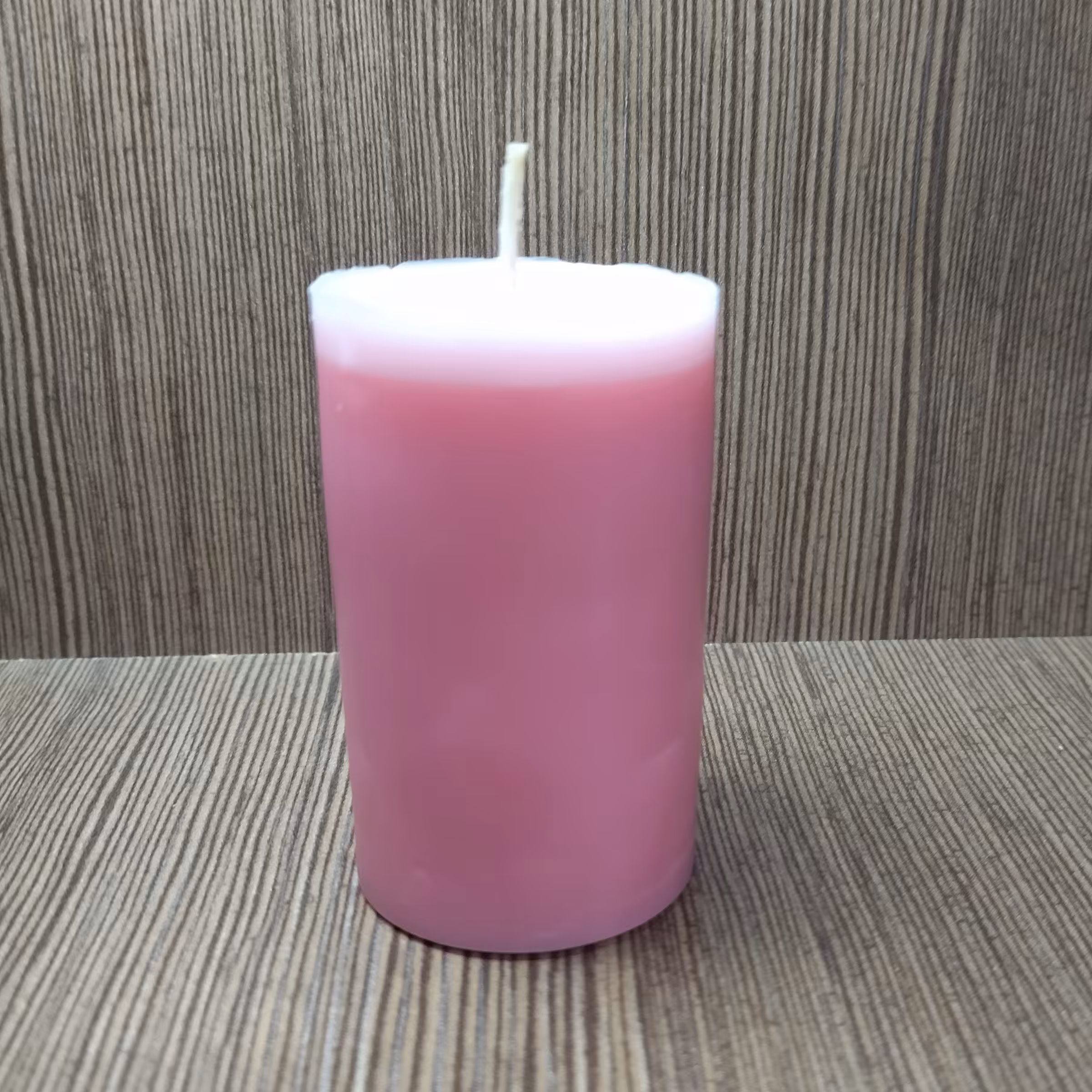 شمع  استوانه ایی ساده