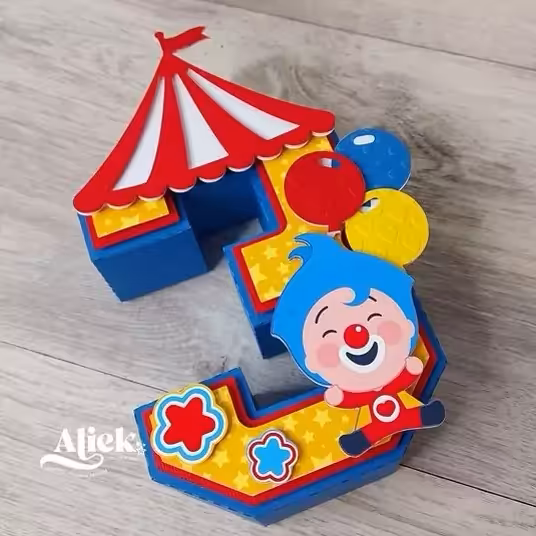 استند عدد تولد تم دلقک