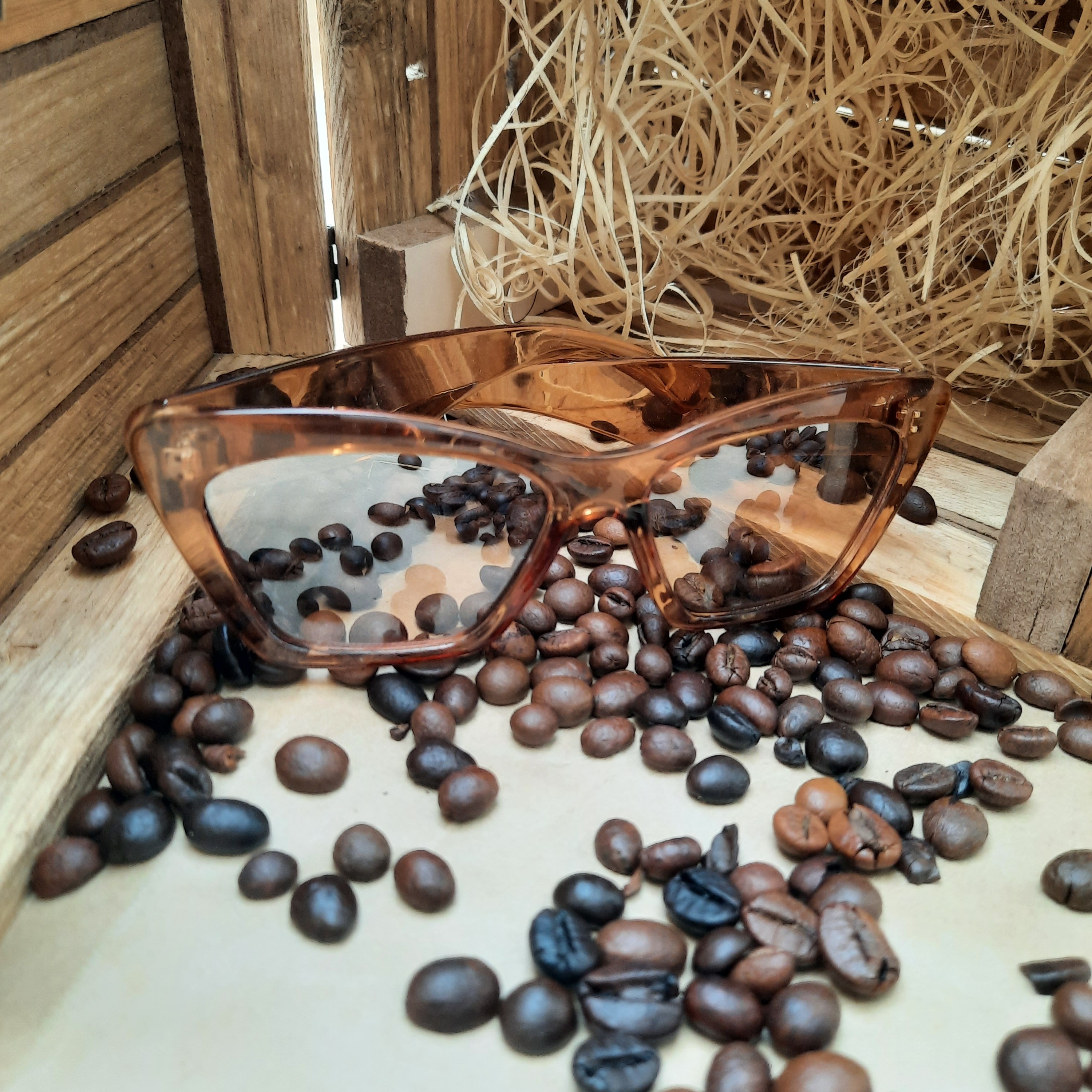 عینک گربه ای