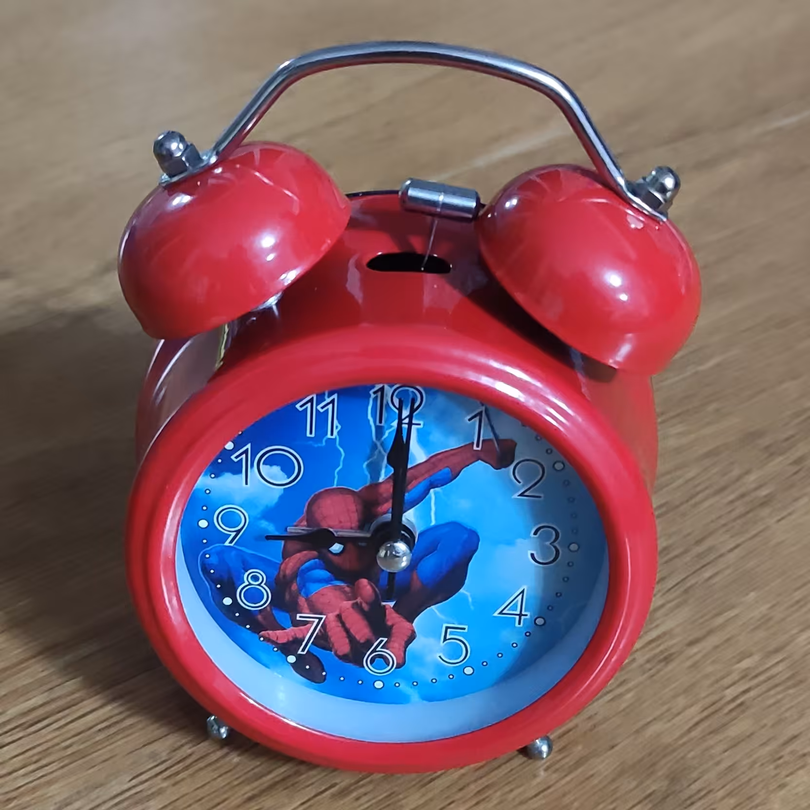 ساعت زنگ دار  رو میزی فلزی اتاق کودک و نوزاد طرح مرد عنکبوتی