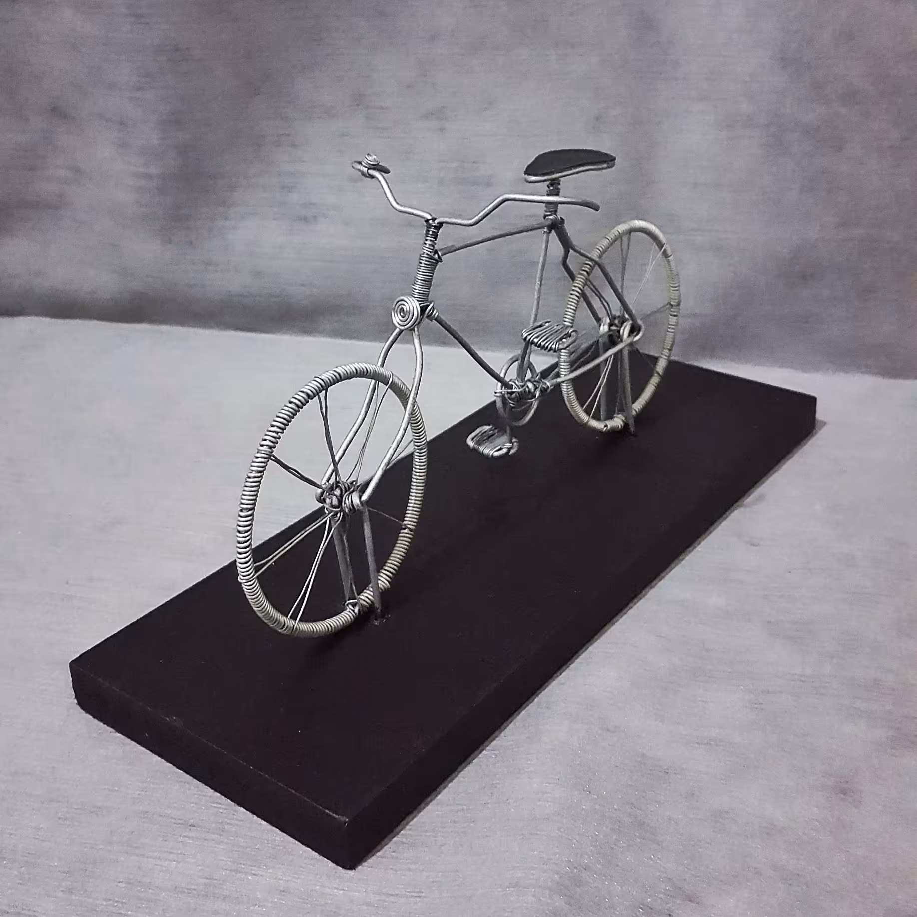 مجسمه دکوری دوچرخه