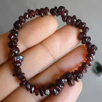 دستبند سنگ گارنت وارداتی صد در صد طبیعی زنانه و مردانه 