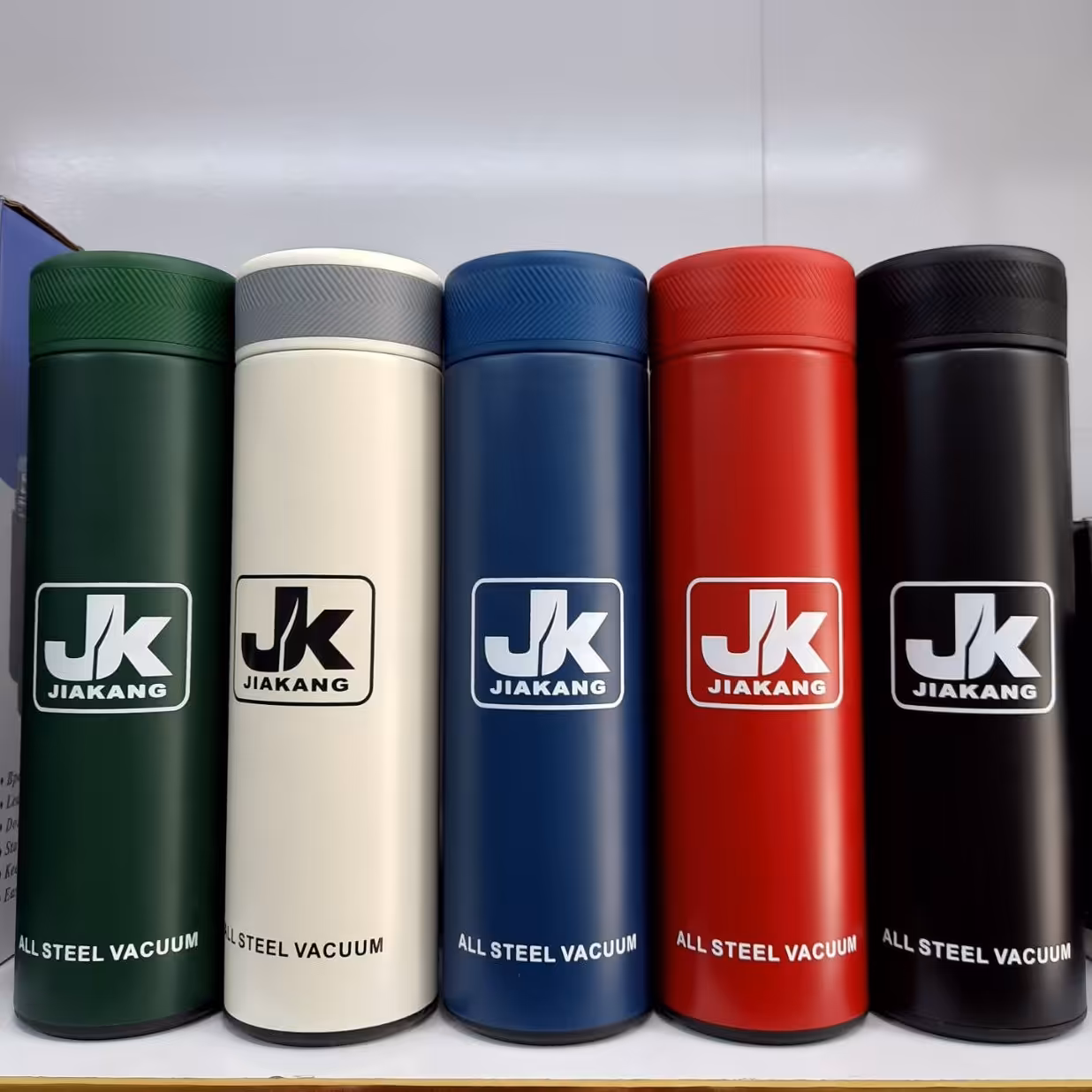 فلاسک هوشمند JK حجم 500 میل دارای فیلتر صافی 