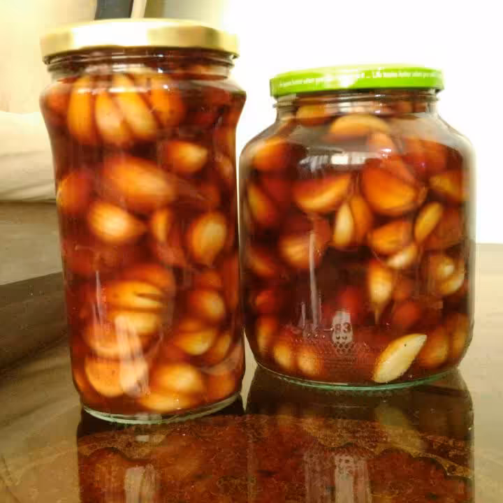 سیر ترشی خانگی (به نیک ) خوشمزه وخوش خوراک 