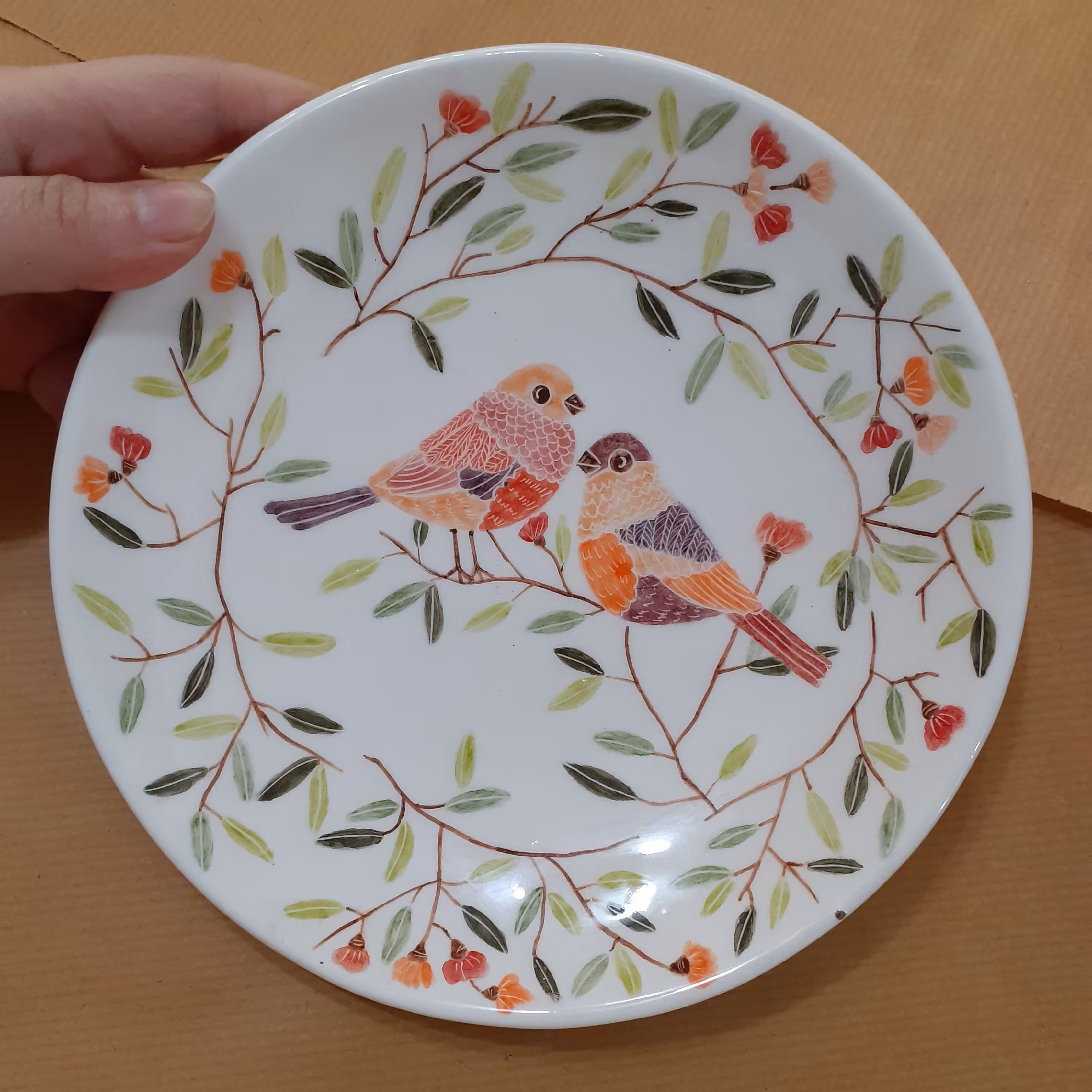 بشقاب سرامیکی طرح دو پرنده تزئینی