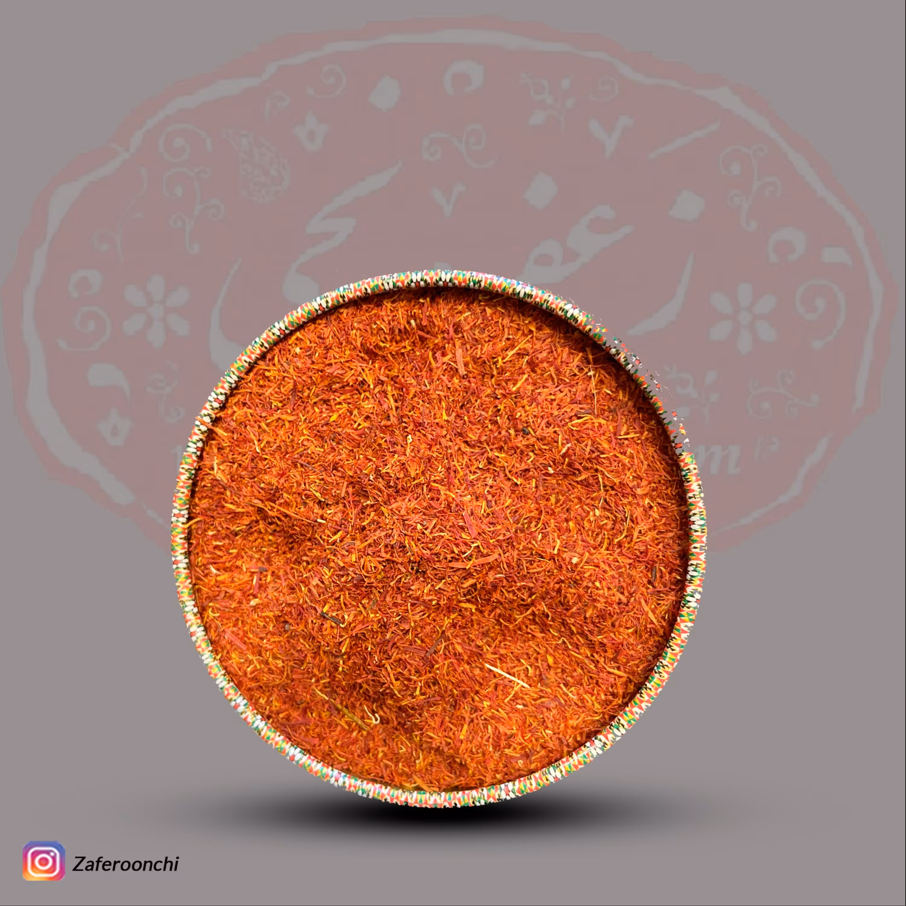 زعفران نرمه یا شکسته یک مثقالی  تهیه شده از بهترین زعفران دنیا