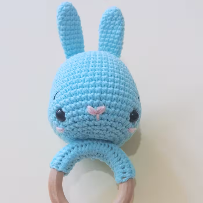 جغجغه دندانی دستبافت خرگوش کوچولو قابل سفارش در رنگبندی های مختلف