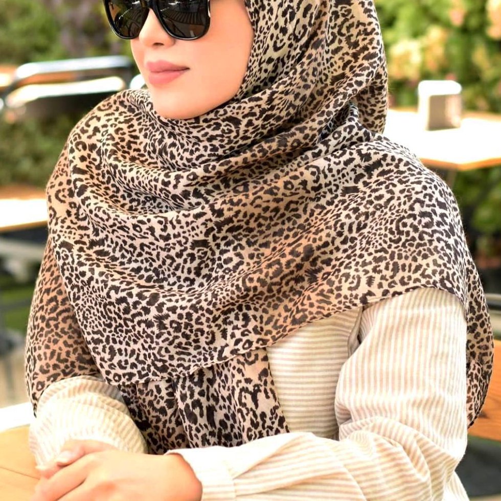 روسری پلنگی پرطرفدار