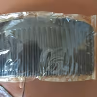 شانه نشکن اعلا سایز متوسط رنگ مشکی بصورت جفت 