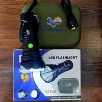 چراغ قوه بسیار قوی مارک 360 مدل SST40