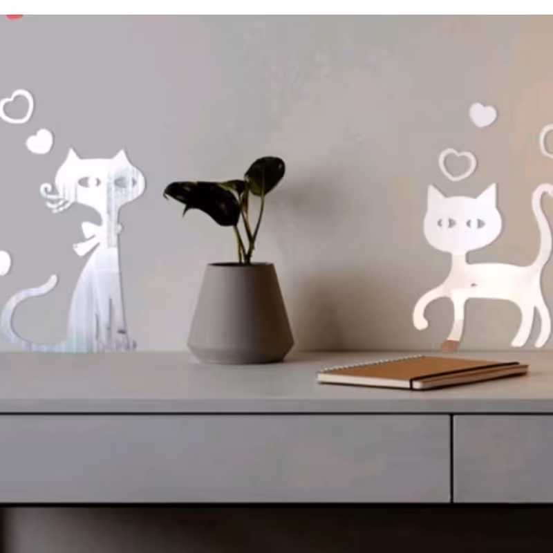 آینه دکوراتیو مولتی استایل،طرح گربه ملوس،جنس مولتی استایل،دو رنگ طلایی و نقره ای،سایز هر گربه 25 سانت،