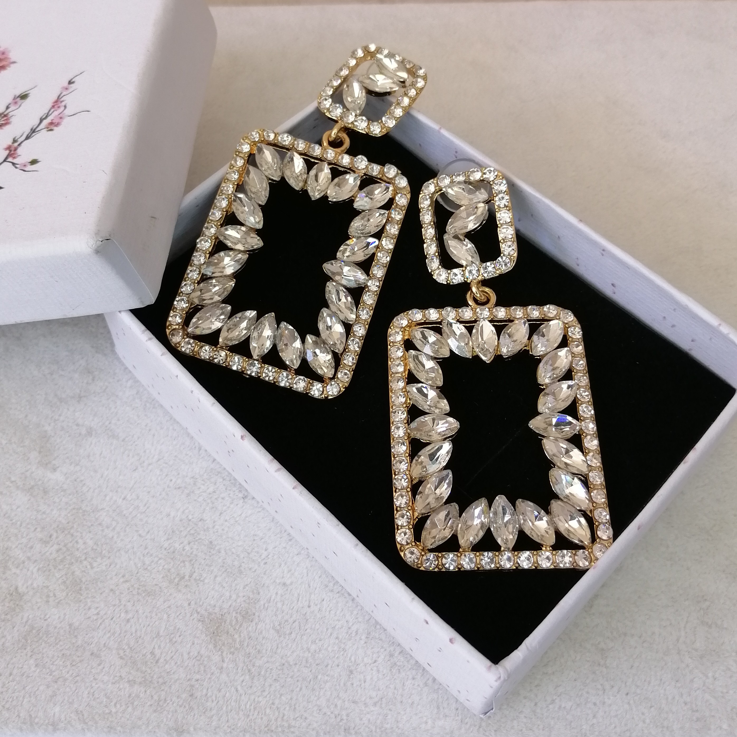 گوشواره مجلسی نگین دار
