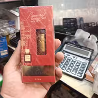 عطر جیبی زنانه صندل مدل باکارات رژ25میل