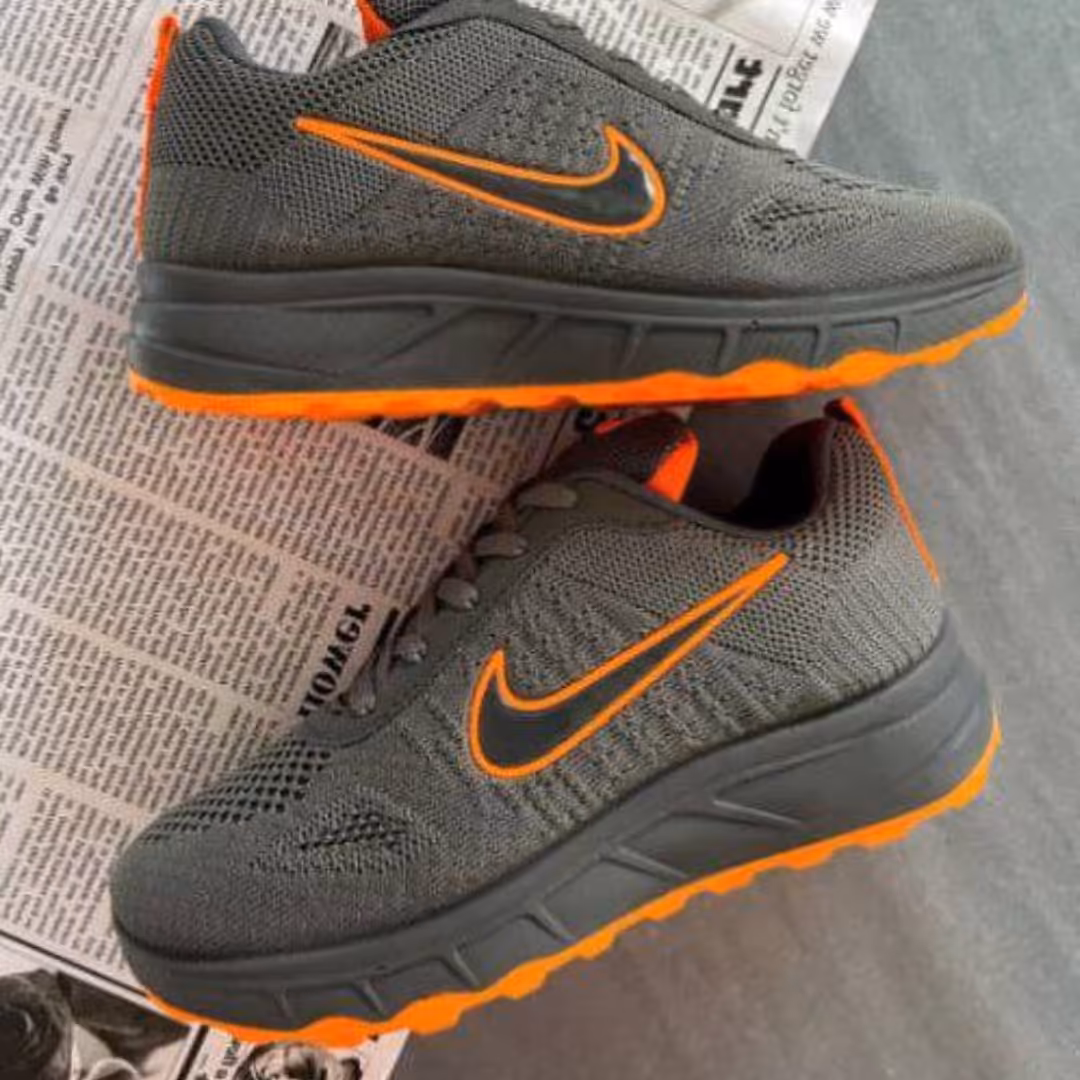 کفش اسپرت دخترانه و زنانه طبی ومناسب پیاده‌روی 4