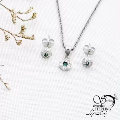 نیمست نقره گلریز با نگین سبز کد 13233