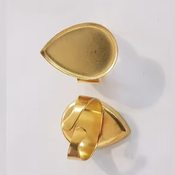 انگشتر برنجی توپر مدل اشک