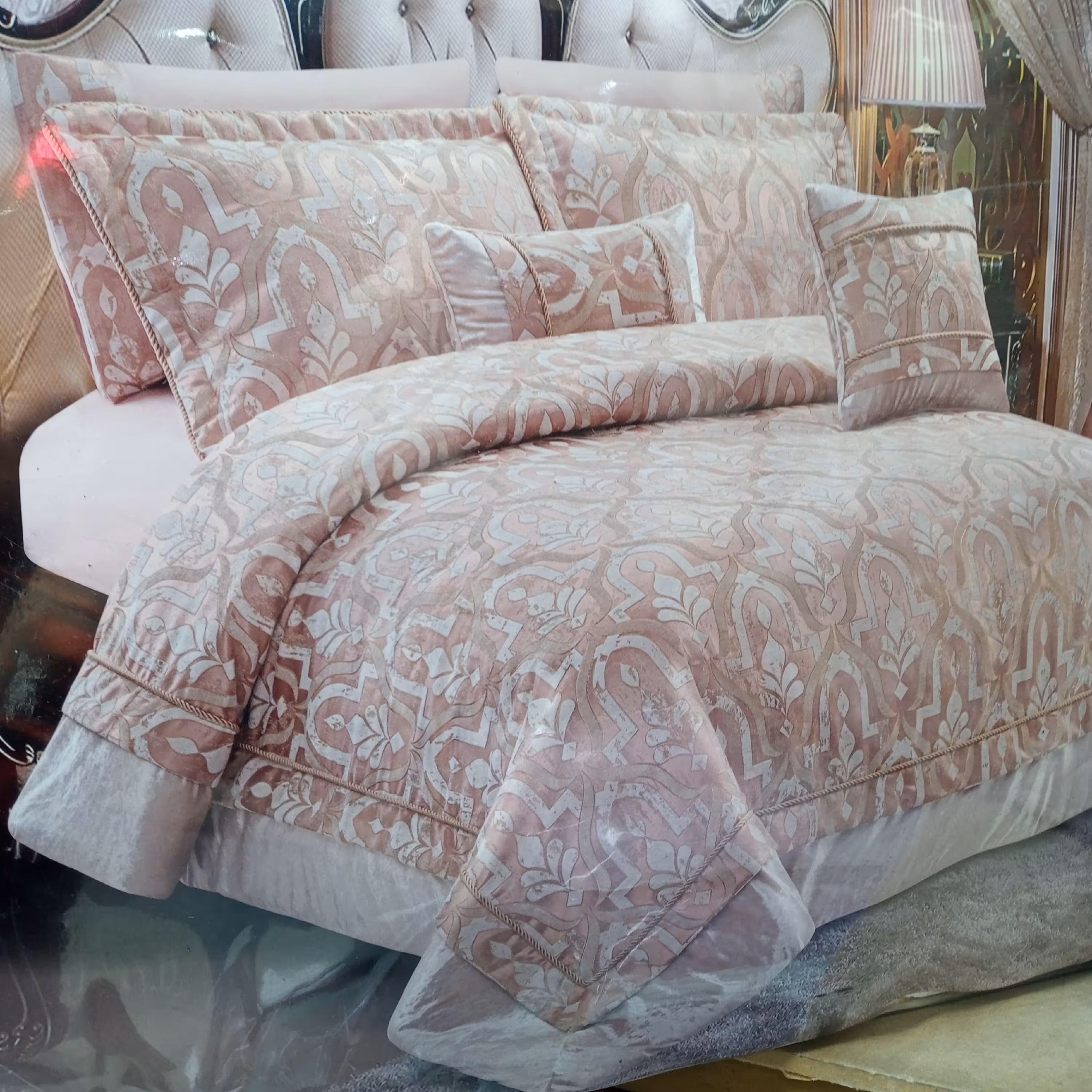 روتختی مخمل لاویتا مدل Leon وارداتی دونفره 8 تیکه_