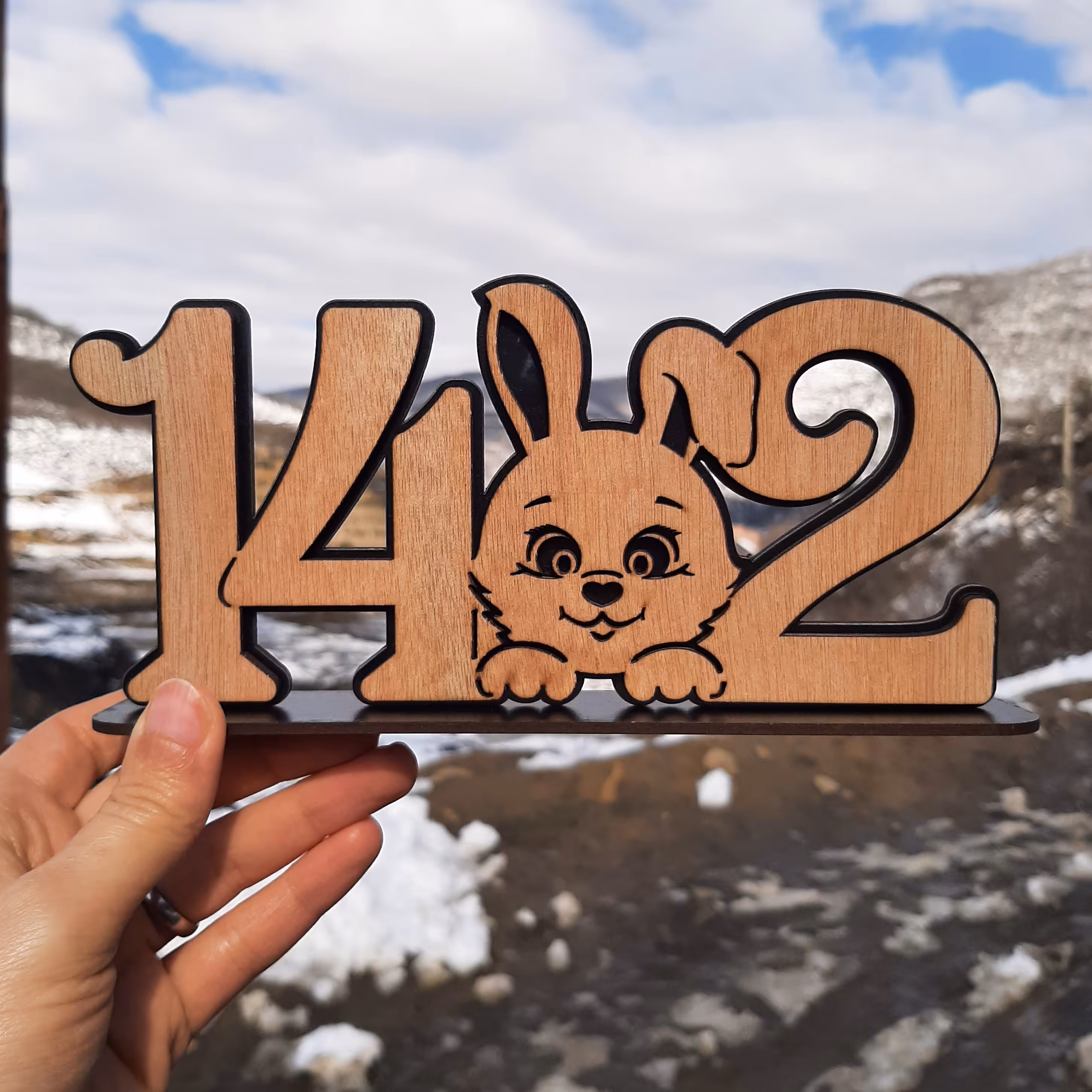 پک 20 عددی استند چوبی 1402 مدل سر خرگوش