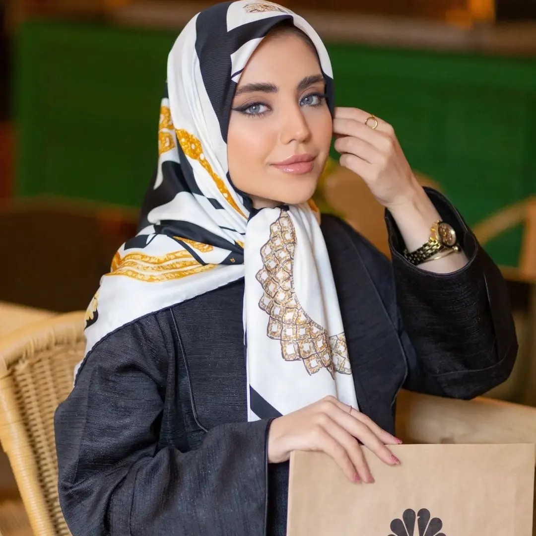 روسری ابریشم توییل  کد 05 
