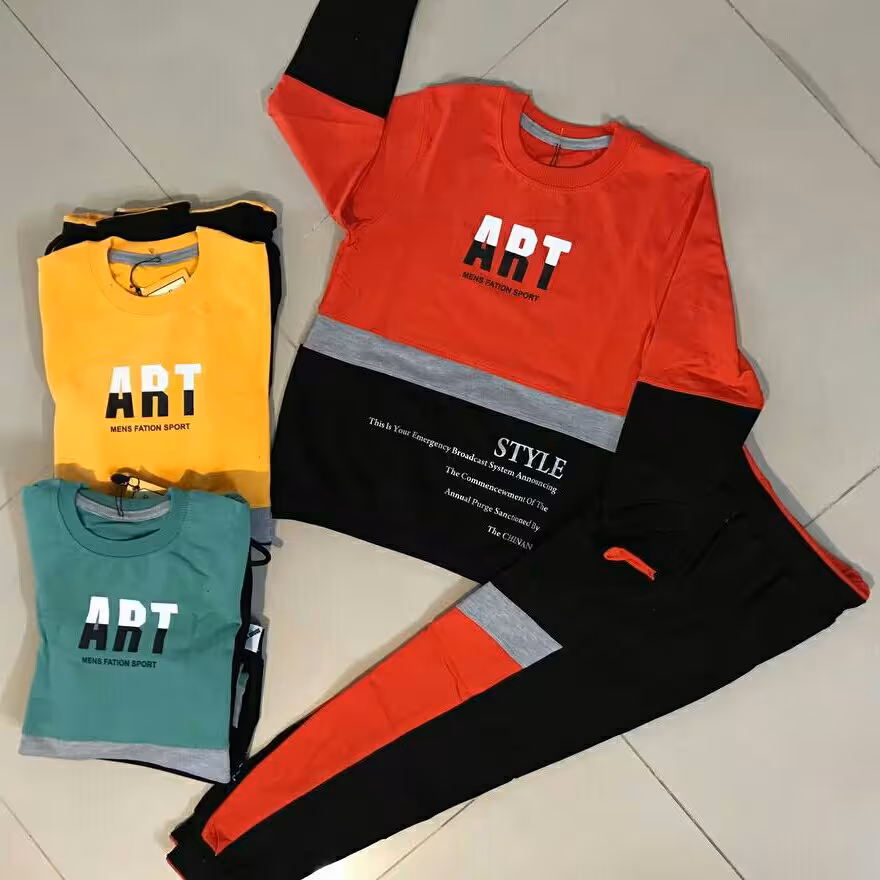 بلوز شلوار  پسرانه در سه رنگ 

در دو سایز 55 و 60