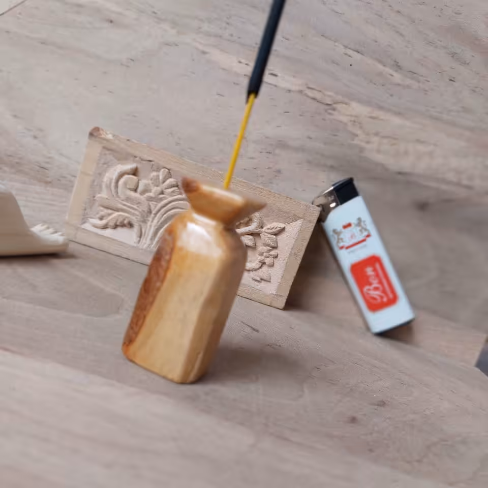 جا عودی چوبی طرح کوزه