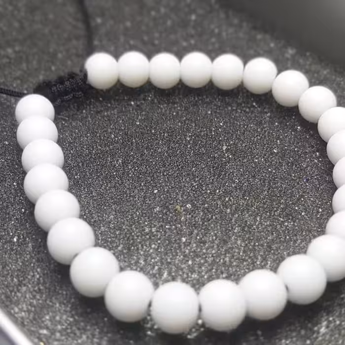 دستبند اونیکس سفید 