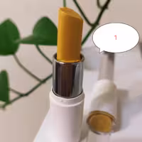 رژ لب و هایلایتر های گیاهی و بدون سرب فاران