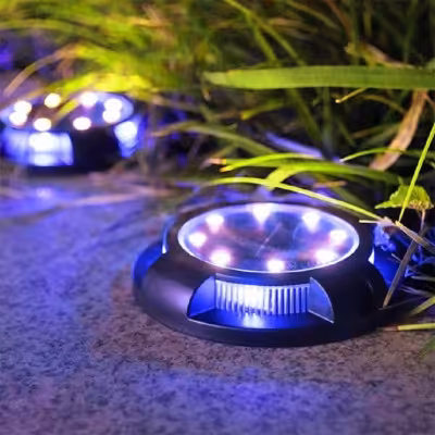 چراغ خورشیدی باغچه‌ای هفت رنگ