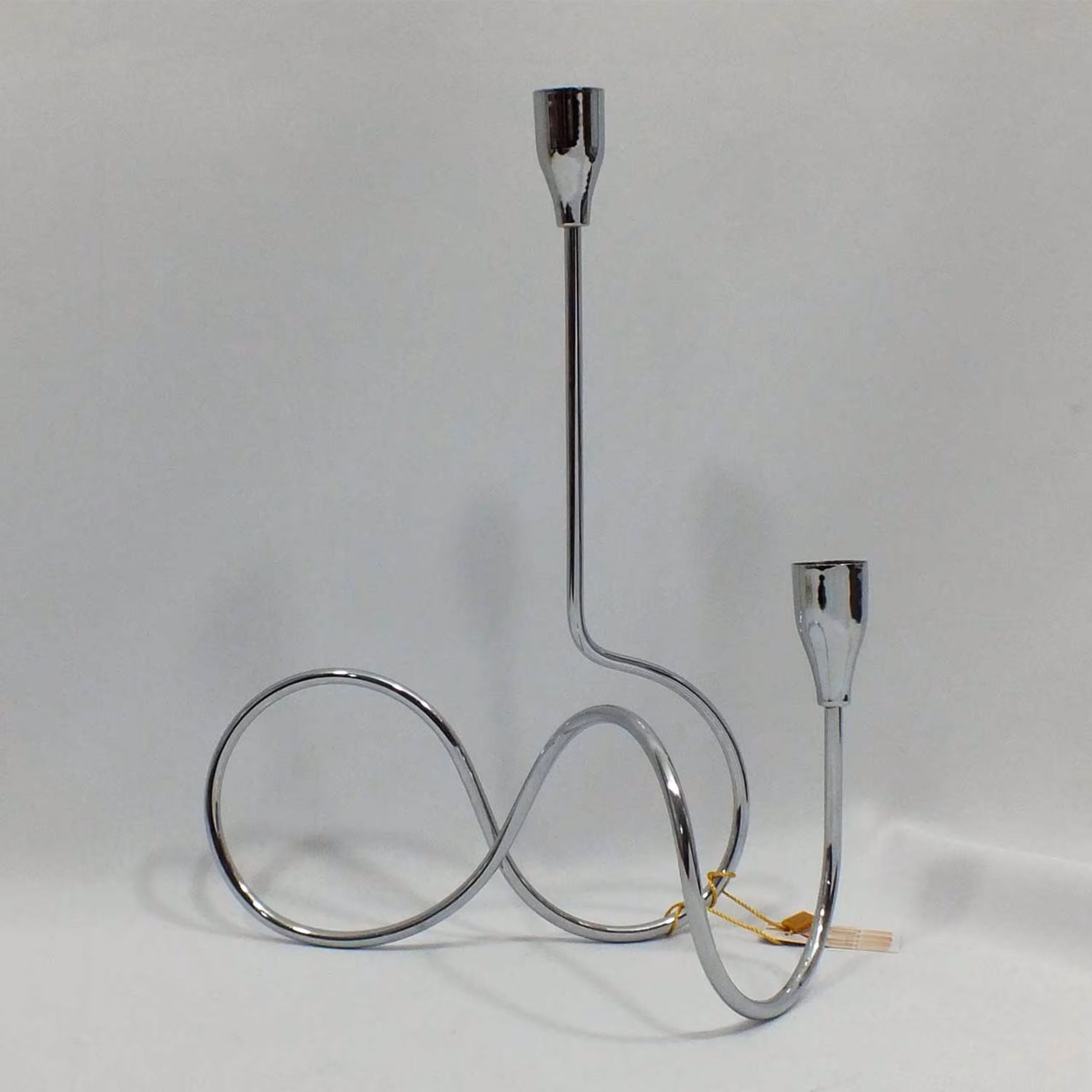 شمعدان و جا شمعی پیچی نقره ای - جاشمعی - شمع دان