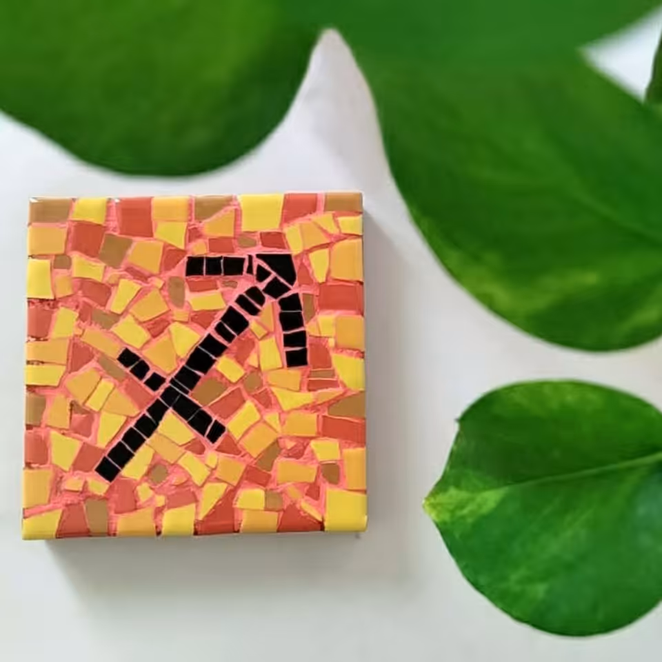 زیر لیوانی ماه تود آذر