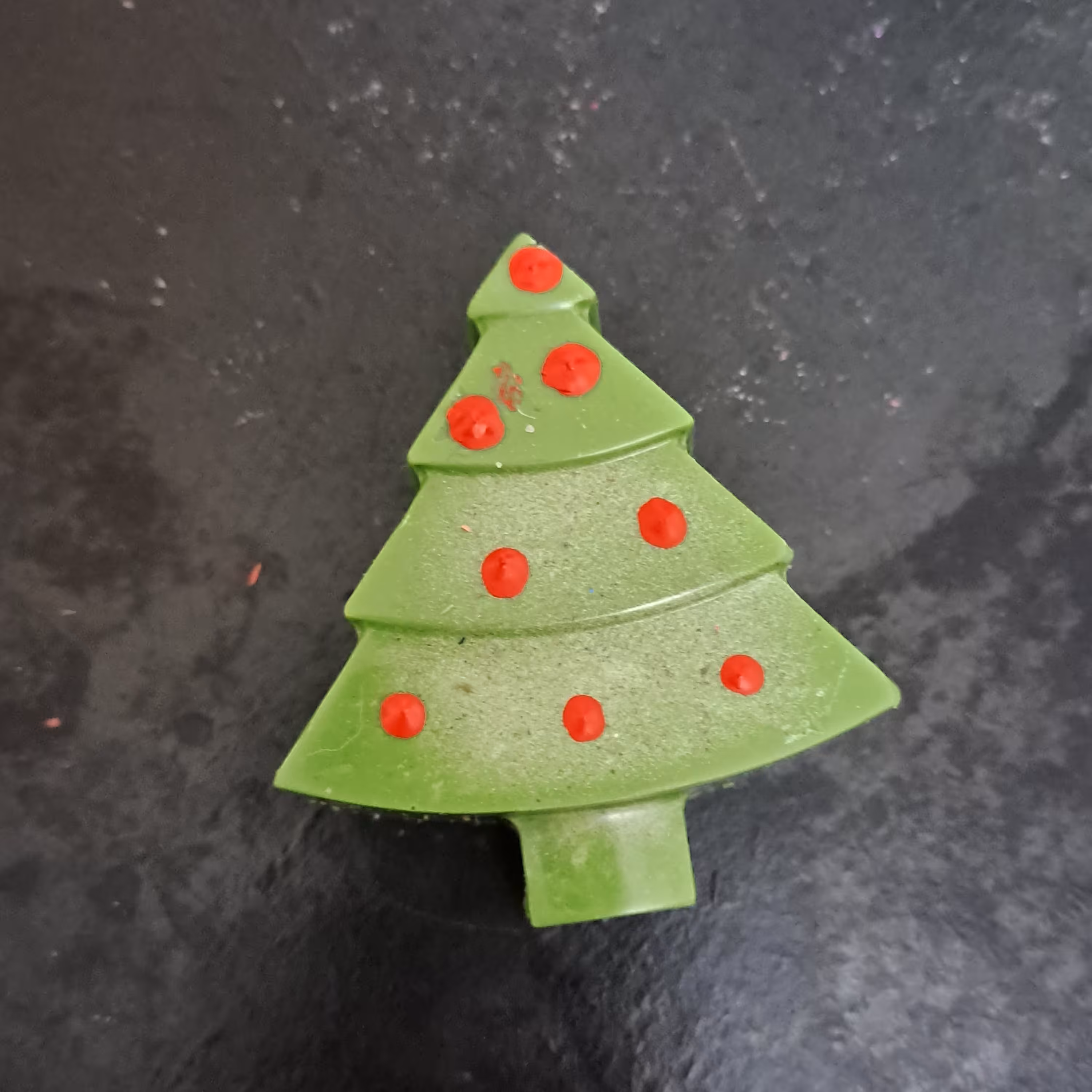 شمع کاج کریسمس . قطر و رنگ دلخواه شما . 