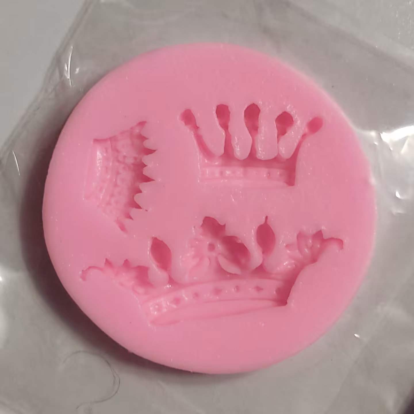 مولد تاج کوچک سه تایی برای تزیین کاپ کیک و عروسک های فوندانتی