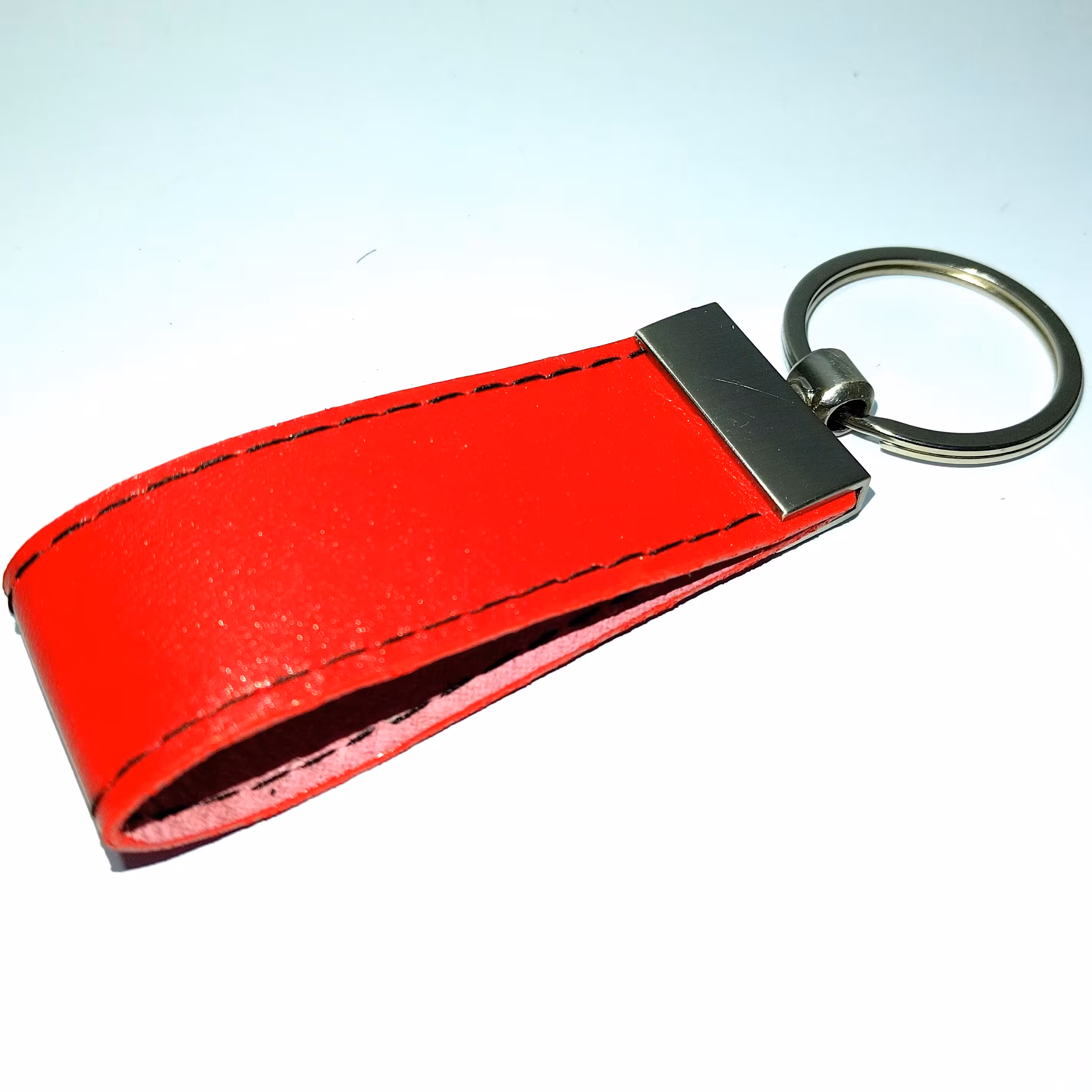 جاسویچی چرم