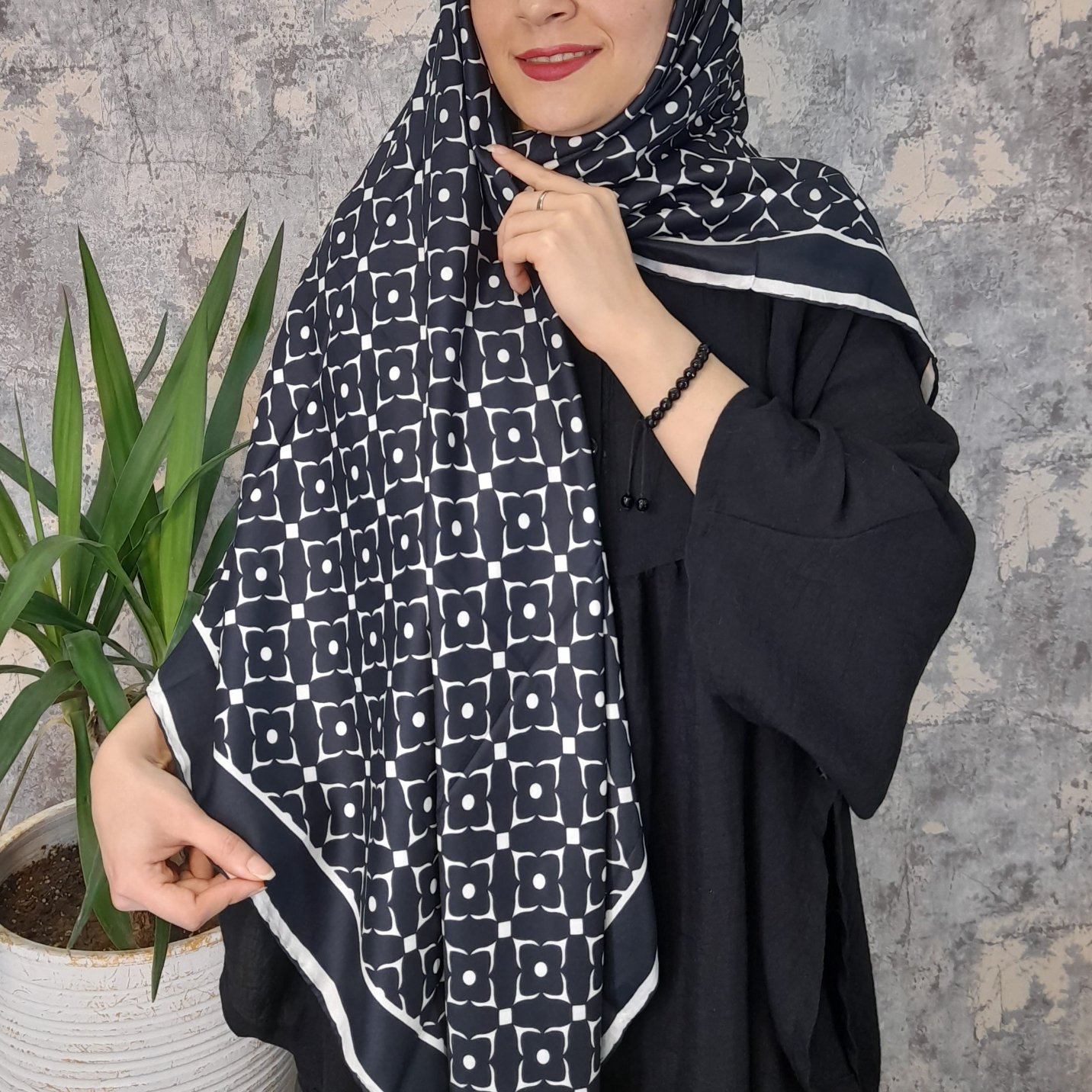 روسری مشکی مجلسی