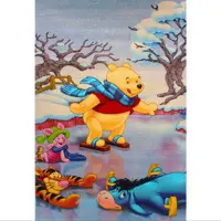 فرش ماشینی افرند طرح کودک مدل خرس پو کد 121 (یک و نیم متری)