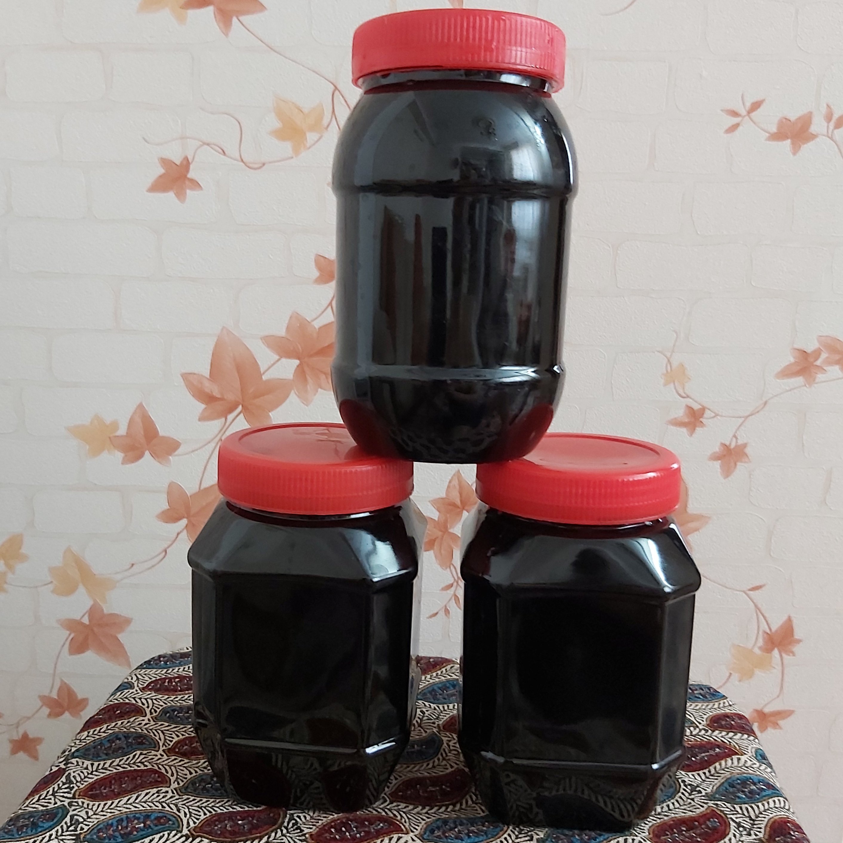 رب انار تازه و ملس درجه یک محصول شهر آیسک (با ضمانت کیفیت محصول)