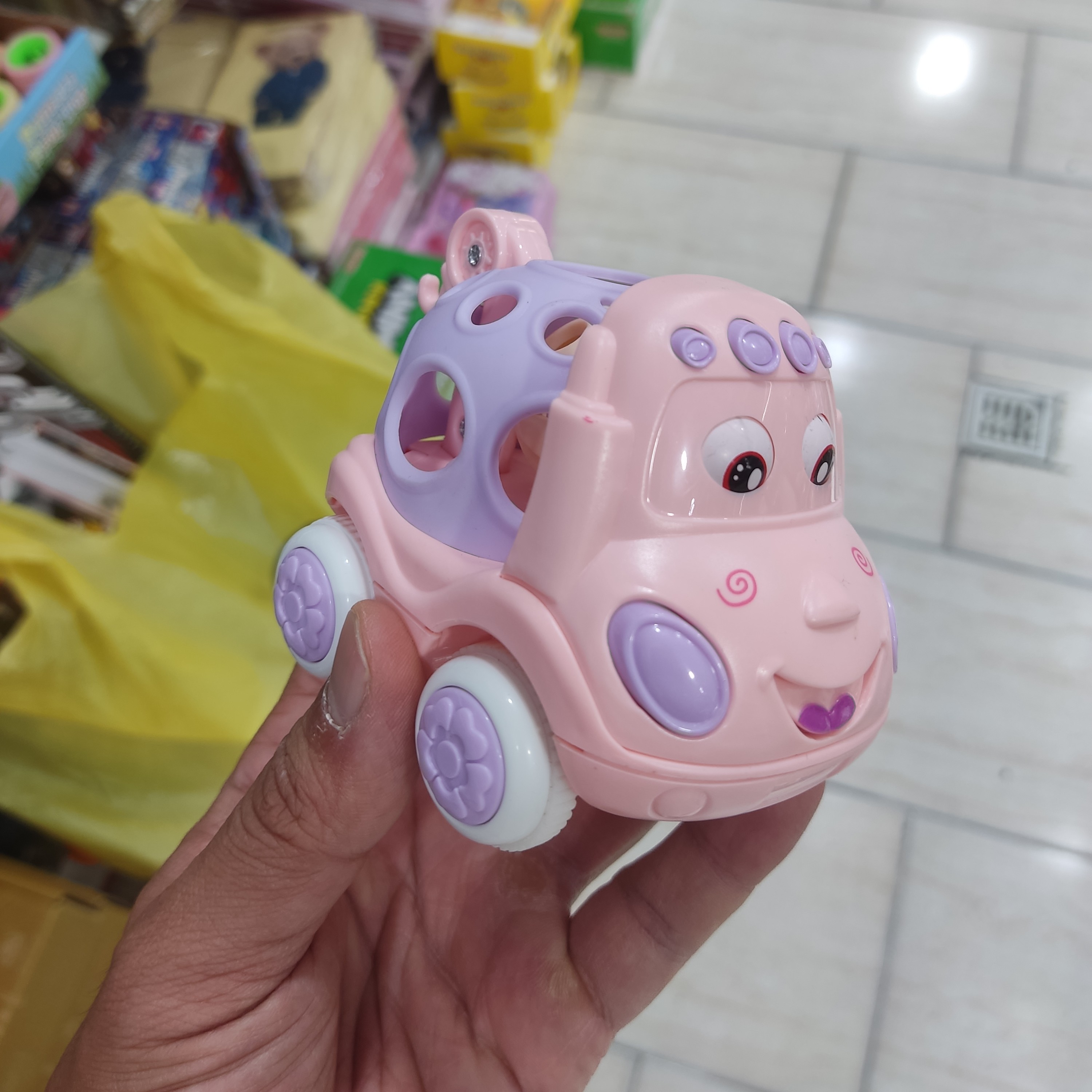 ماشین قدرتی صورتی سایز کوچک