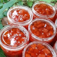 مربا به نیم کیلویی بی بی جان 