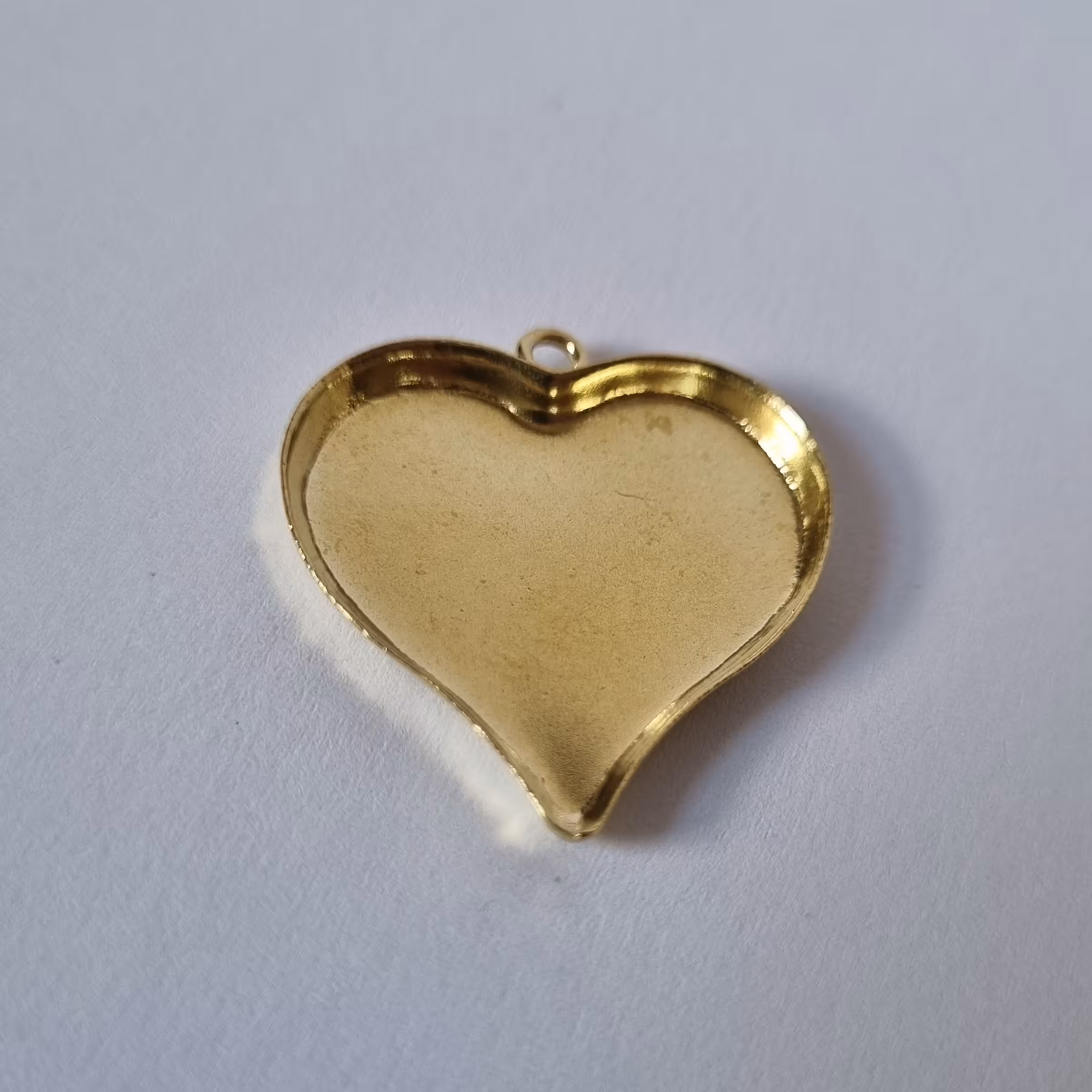 قاب گردنبند برنجی مدل قلب کوچک کد محصول 044