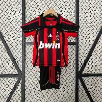 لباس کلاسیک بچه گانه میلان 2007-2006 کیت اول