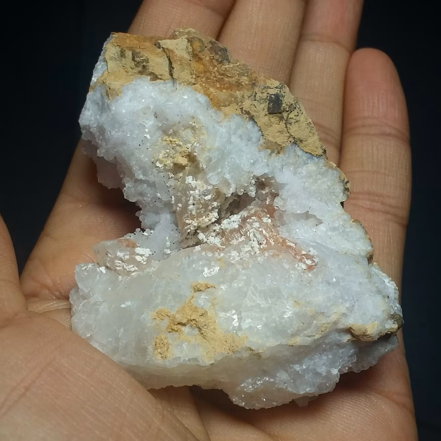 سنگ راف سلستین کوارتز بلور رنگی کلکسیونی بسیار خاص و زیبا کد 10674